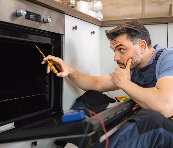 Why Westford Households Choose Westford Appliance Pro for Every Gas Oven Fix?